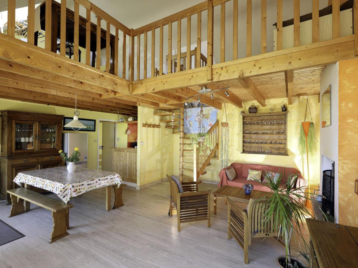 Bright Cottage In A Quiet Location, Near The Coast, Sibiril Exteriér fotografie