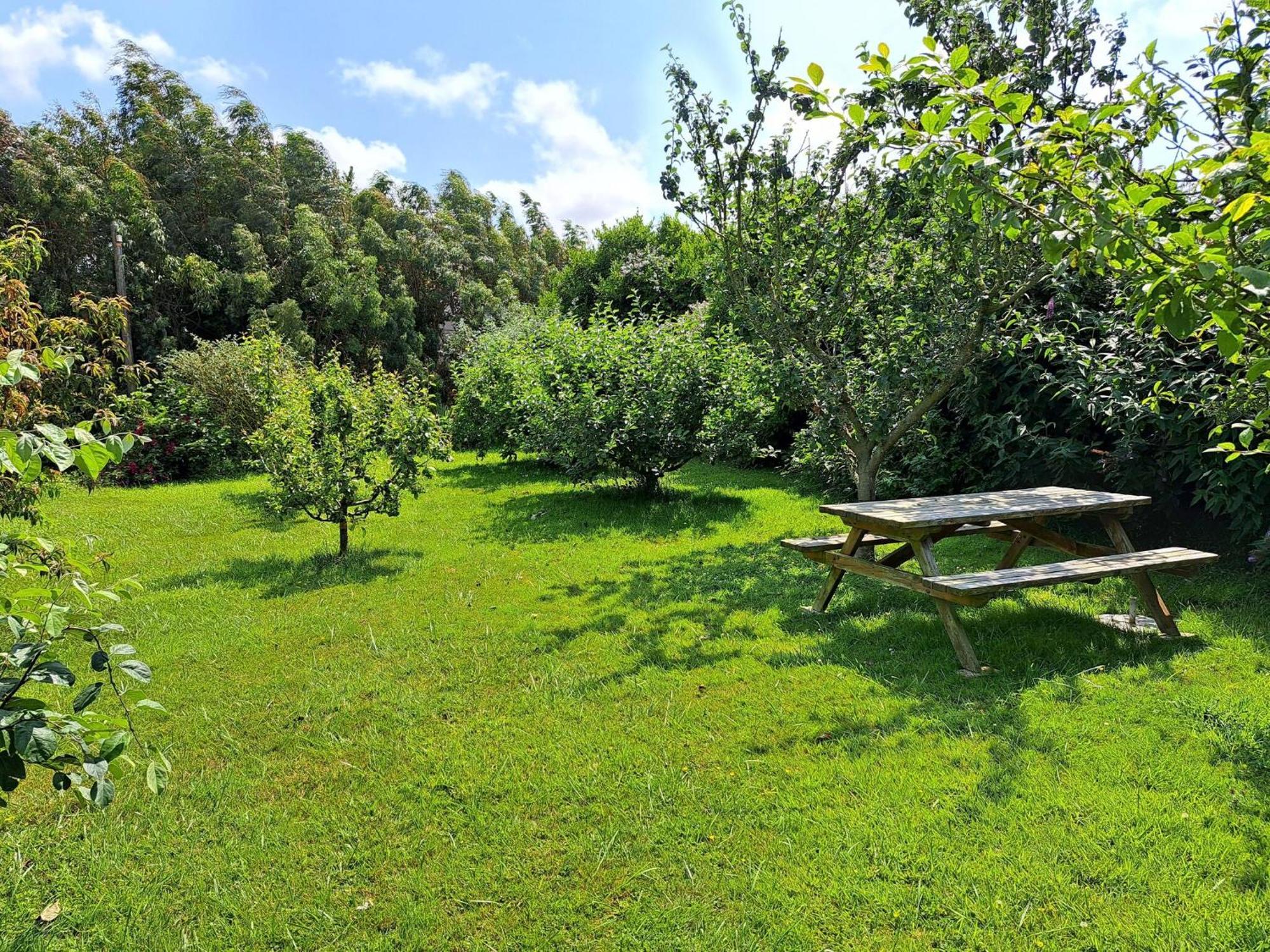 Bright Cottage In A Quiet Location, Near The Coast, Sibiril Exteriér fotografie